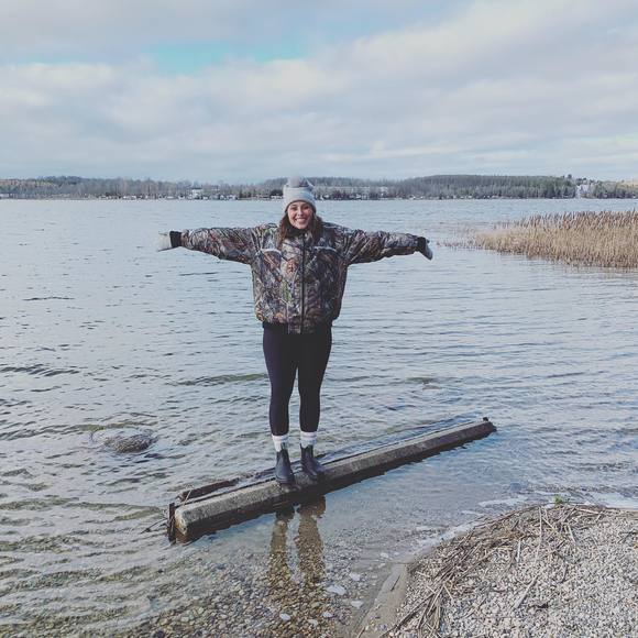 Meet your Posher, Sarah - Picture 1 of 1